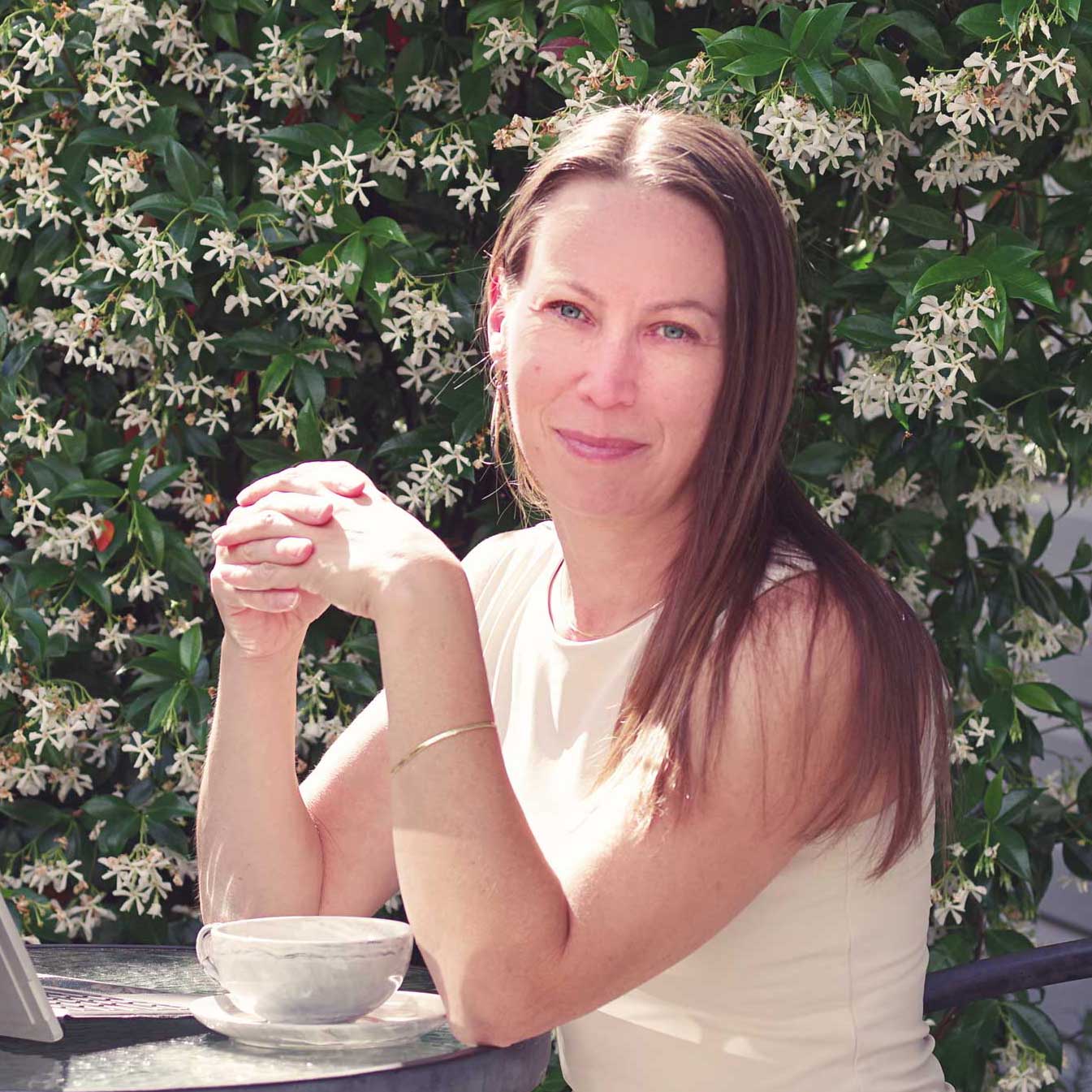 AWeber Certified Expert Lynn Hawthorn from Physis Publishing